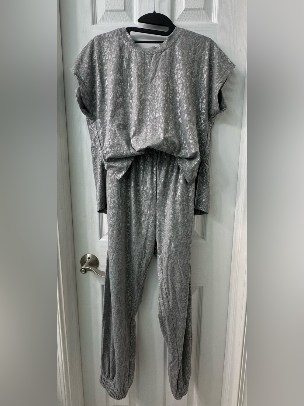 NWT Elan Metallic Silver TShirt Jumper - Small